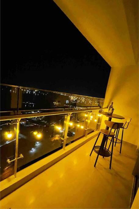 Sky 89 River View 35 Floor *